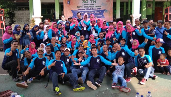 Setelah 30 Tahun Berpisah, Mereka Bertemu di SMPN 10 Depok