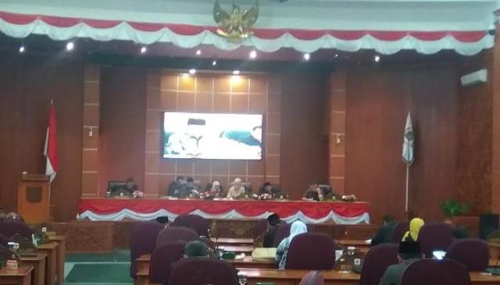 DPRD Depok Usulkan Kesejahteraan Guru Honorer Swasta Naik