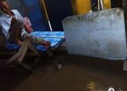 Astagfirullah, Malam-malam Puluhan Rumah Warga Dilanda Banjir Kiriman