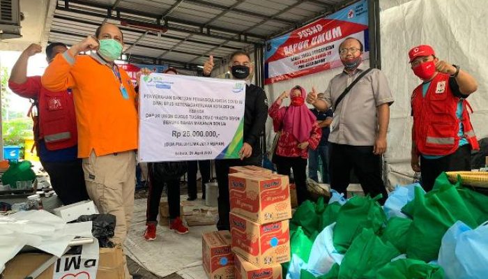 BPJAMSOSTEK Cabang Depok Bantu Paket Sembako Untuk Dapur Umum 