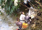 Mayat Ngambang di Ciliwung Gegerkan Warga Kemirimuka