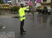 Pagi Kawasan Kota Depok Hujan, Lalin Fly Over UI Tersendat