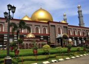 10 Tempat Wisata di Depok, Dari Taman  sampai Masjid Kubah Emas