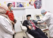 Detik-detik Walkot Depok  Donor Plasma Konvalesen