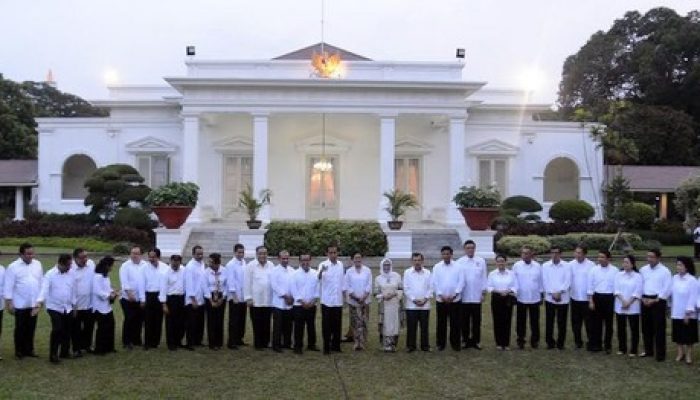 Isu Bongkar Pasang Kabinet Makin Santer