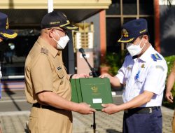 Wali Kota Depok Serahkan Sertifikat Tanah Terminal Jatijajar ke Kemenhub