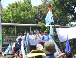 Wakili Istana, Kasetpres Temui Pengunjuk Rasa