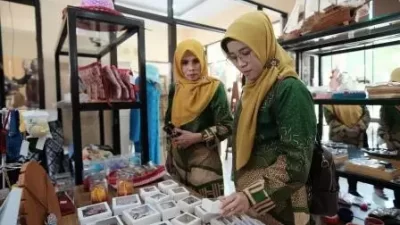 Manfaatkan Ruang Terbuka jadi Sarana Pemasaran, Dekranasda Karanganyar Ingin Tiru Keberhasilan Depok