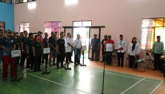 Meriahkan HUT ke-78 RI, Kecamatan Cipayung Gelar Turnamen Bulutangkis