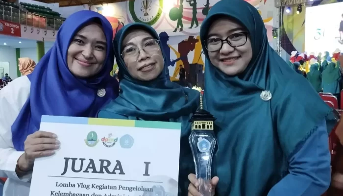 PKK Bojongsari Sabet Juara I Lomba Tingkat Provinsi