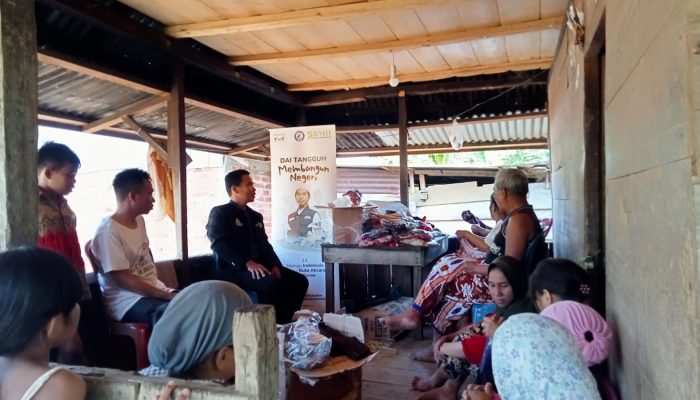 Tempuh Jalan Bebatuan, Dai Laznas BMH Salurkan Alquran ke Desa Terpencil Bengkulu