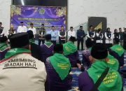 Sebanyak 440 Jamaah Haji Asal Depok Diberangkatkan ke Embarkasi Bekasi