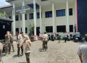 Satpol PP Sidak KTR di Kantor Kecamatan dan Kelurahan Tapos